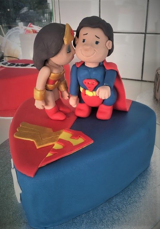 Wonder Women & Superman